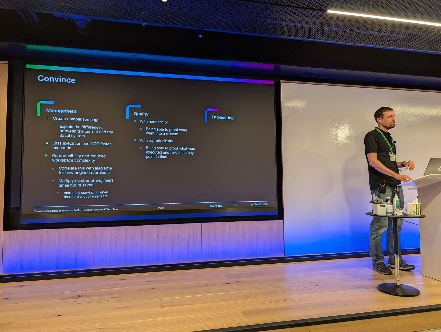 Benedikt Würkner presenting at the May 2025 London Build Meetup